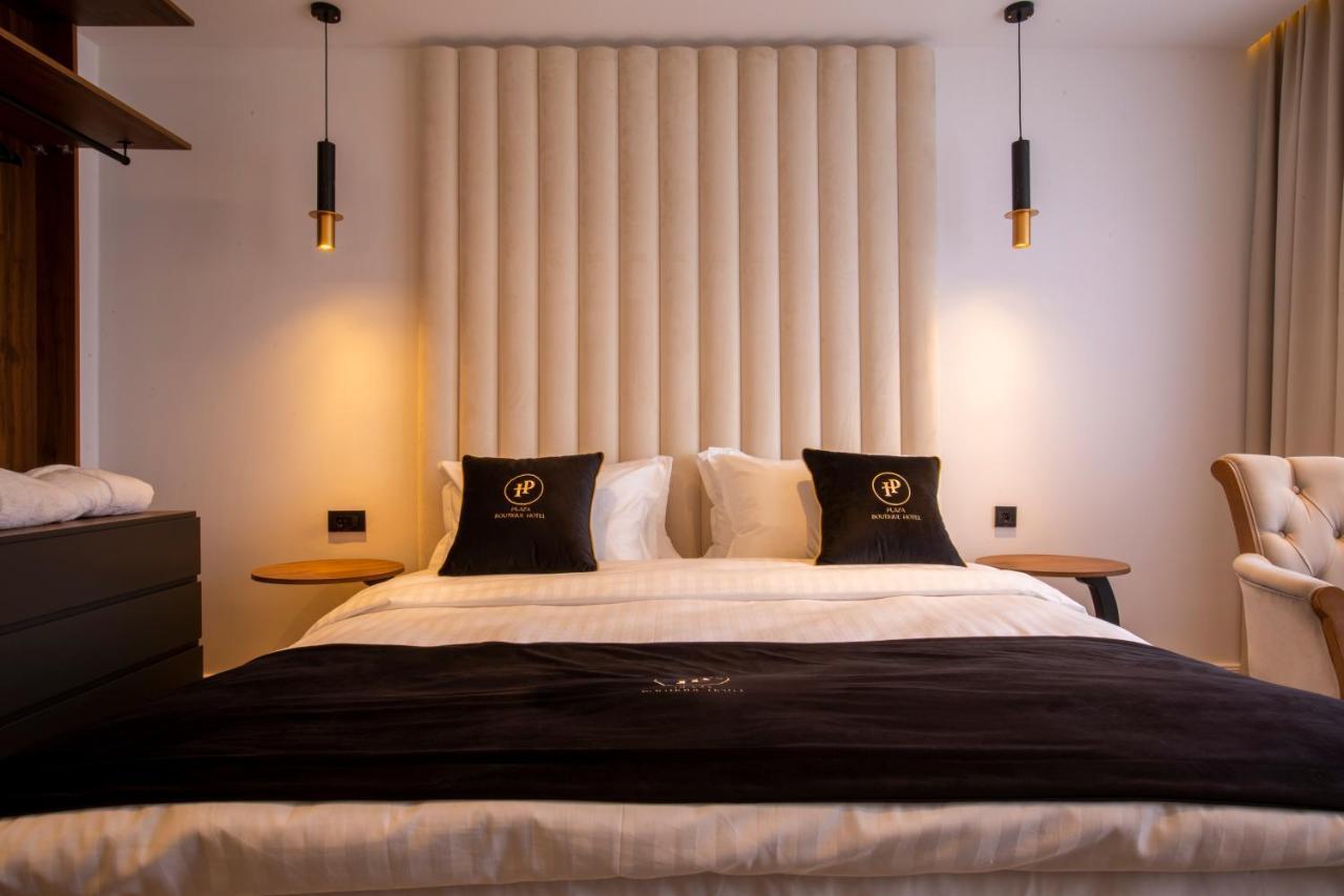Plaza Boutique Hotel Приштина Экстерьер фото